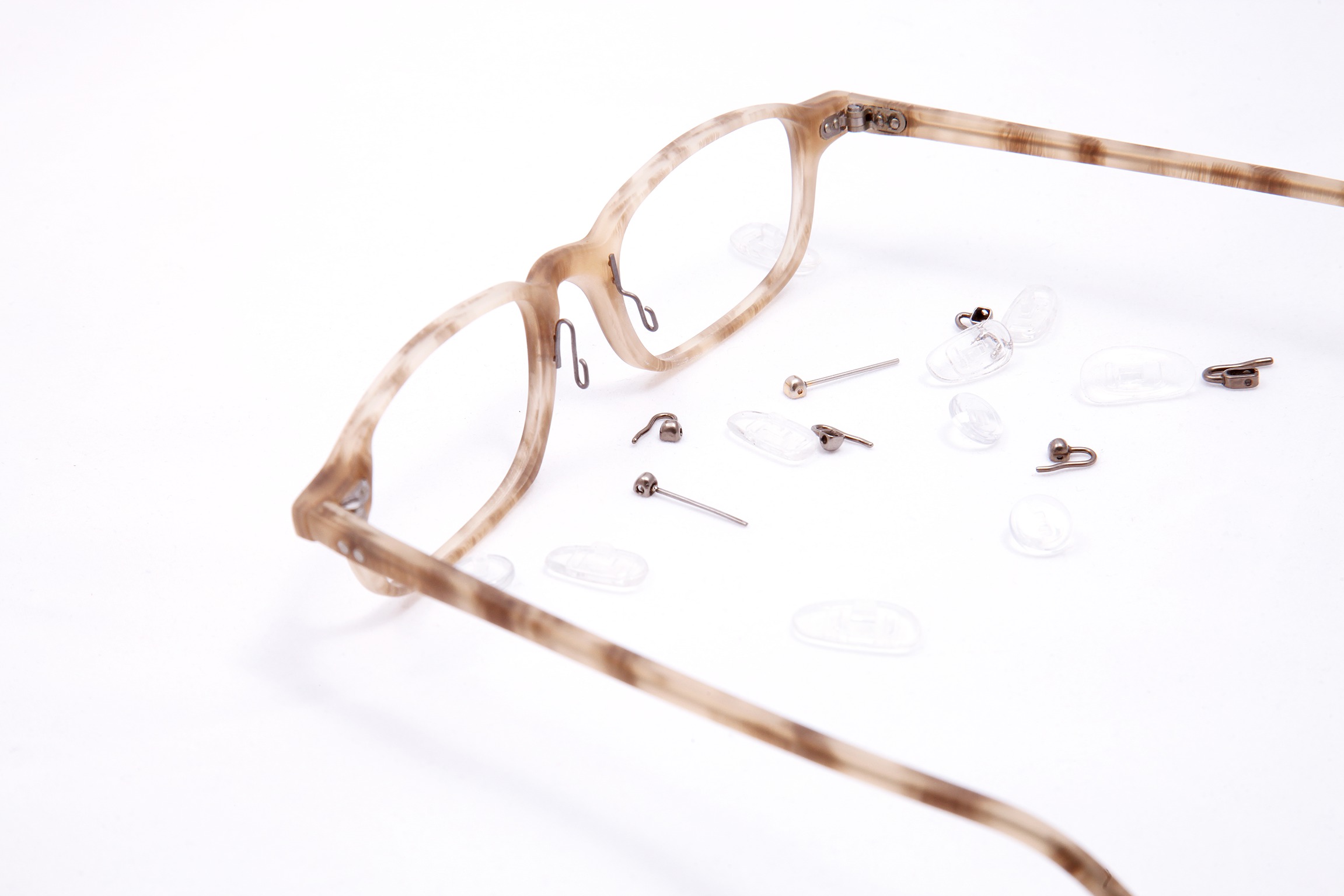 Kunststoffbrille Brillenreparatur Seitenstege