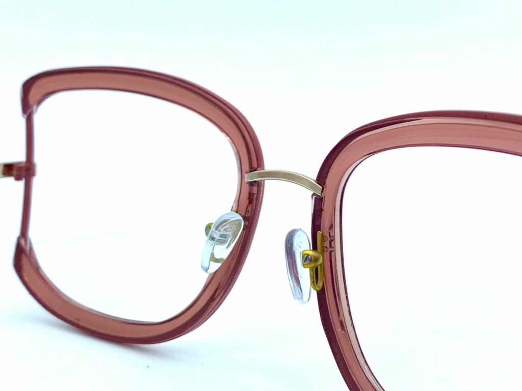 Kunststoffbrille Brillenreparatur Seitenstege
